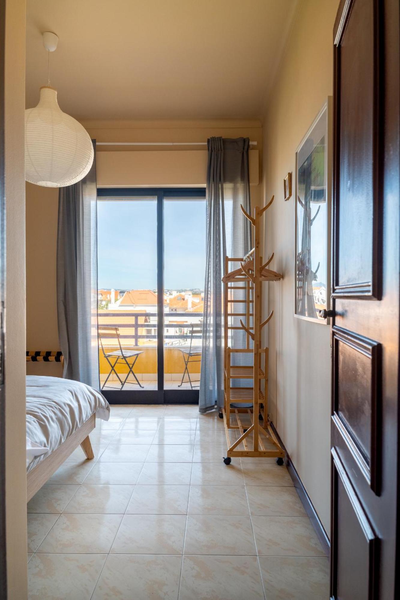 Sea View & Sundown, 150M From The Beach And Surf Spots Costa de Caparica Eksteriør bilde