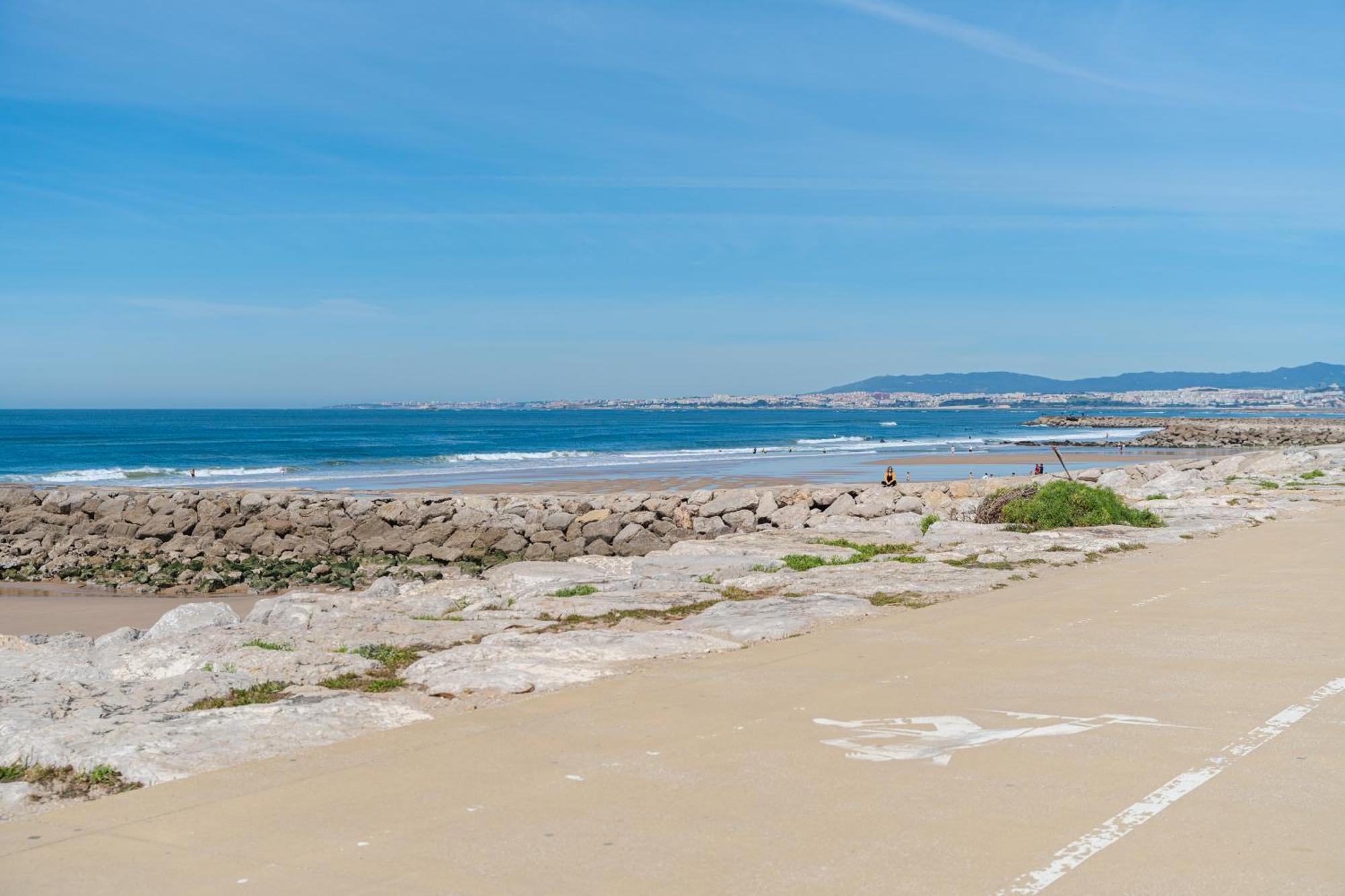 Sea View & Sundown, 150M From The Beach And Surf Spots Costa de Caparica Eksteriør bilde