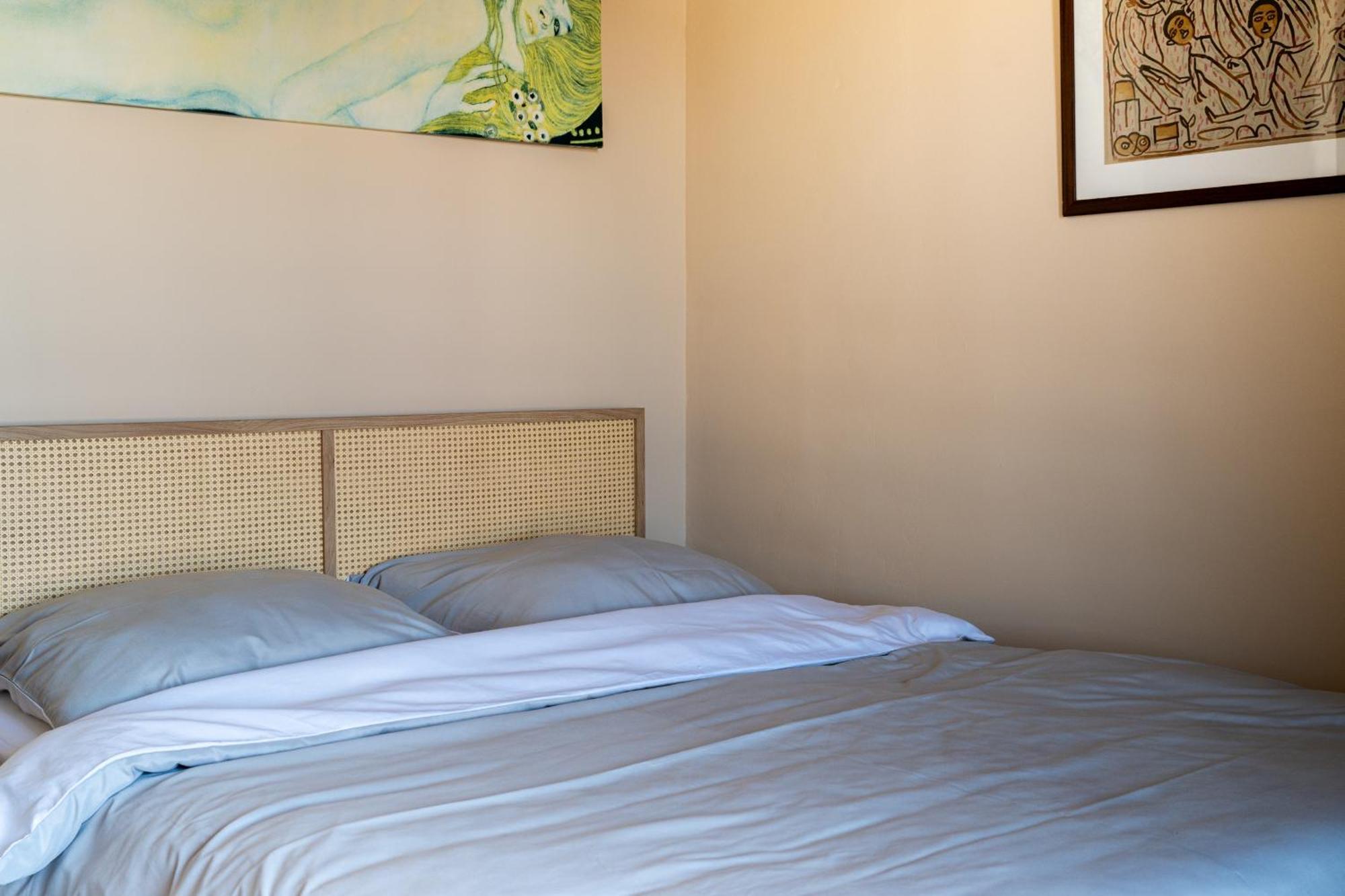 Sea View & Sundown, 150M From The Beach And Surf Spots Costa de Caparica Eksteriør bilde